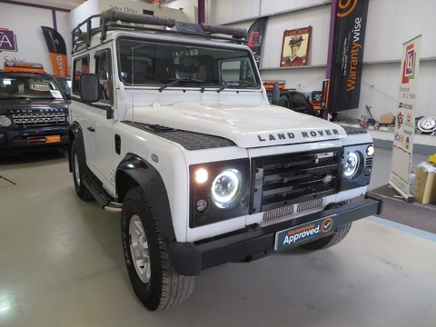 Land Rover Defender 90 TD COUNTY STATION WAGON 14