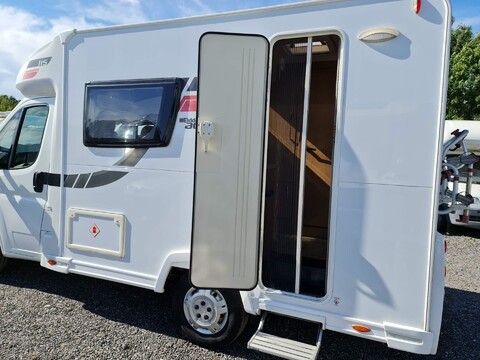 Elddis Autoquest 115 12