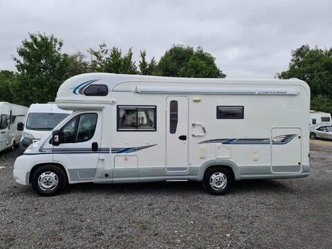 Auto-Trail Cheyenne 11