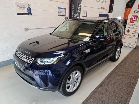 Land Rover Discovery SD6 HSE 5