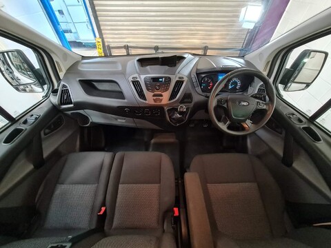 Ford Transit Custom 290 LR DCB 3