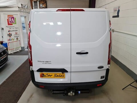 Ford Transit Custom 290 LR DCB 8