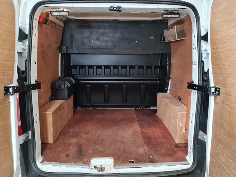 Ford Transit Custom 290 LR DCB 9