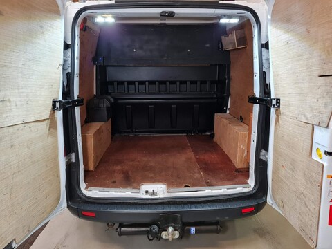 Ford Transit Custom 290 LR DCB 10