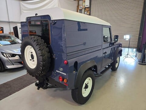 Land Rover Defender TD HARD TOP 12