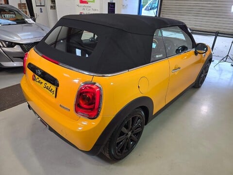 Mini Convertible COOPER 2