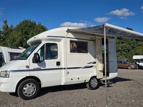 Auto-Sleepers Nuevo Motor Home 14