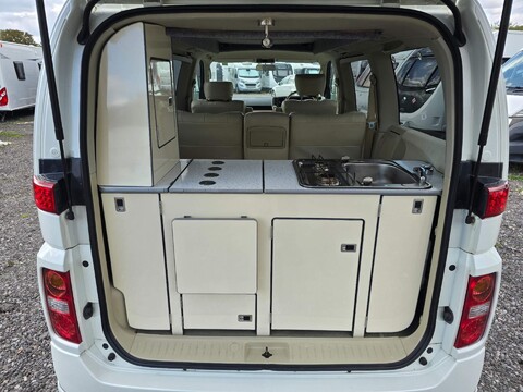 Nissan Elgrand 10