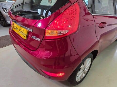 Ford Fiesta ZETEC 16V 42