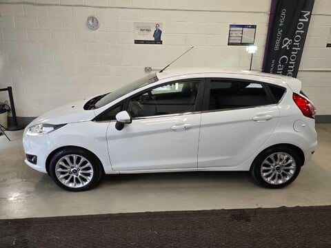 Ford Fiesta TITANIUM X TDCI 6