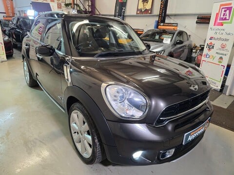 Mini Countryman COOPER SD ALL4 12