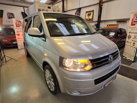 Volkswagen Transporter Shuttle 2.0 TD T30 SE DSG L1 H1 4dr 40