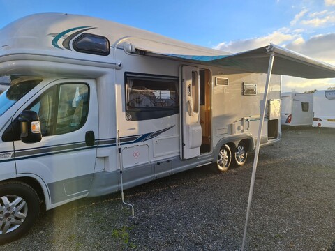 Auto-Trail Chieftain Motorhome 19