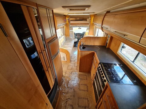 Auto-Trail Chieftain Motorhome 21