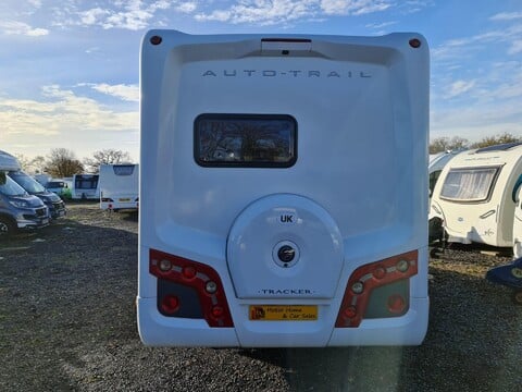 Auto-Trail Tracker EKS 8