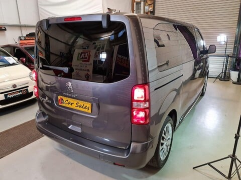 Peugeot Traveller BLUE HDI ACTIVE STANDARD 10