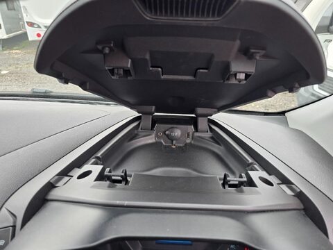 Ford Tourneo Custom Combi Sports Camper 33