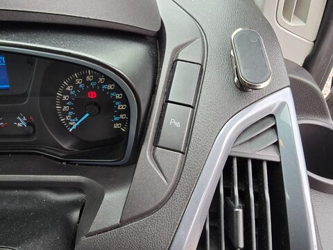 Ford Tourneo Custom Combi Sports Camper 28