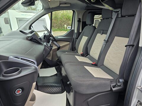 Ford Tourneo Custom Combi Sports Camper 3
