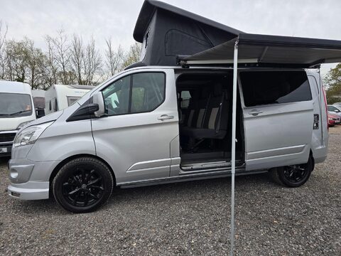 Ford Transit Custom Cycling Support Camper 13