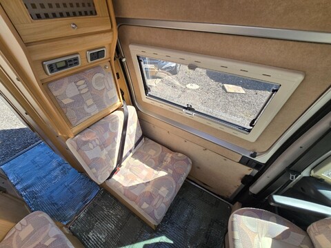 Nu Venture Elise Motor Home 22