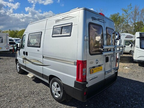 Nu Venture Elise Motor Home 8