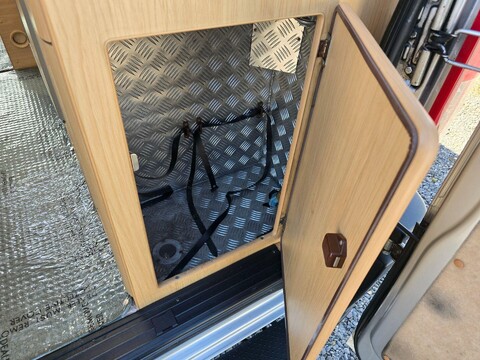 Nu Venture Elise Motor Home 13