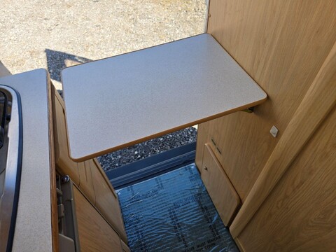 Nu Venture Elise Motor Home 30