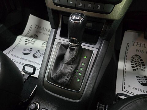 Skoda Yeti SE L DRIVE TDI SCR DSG 17