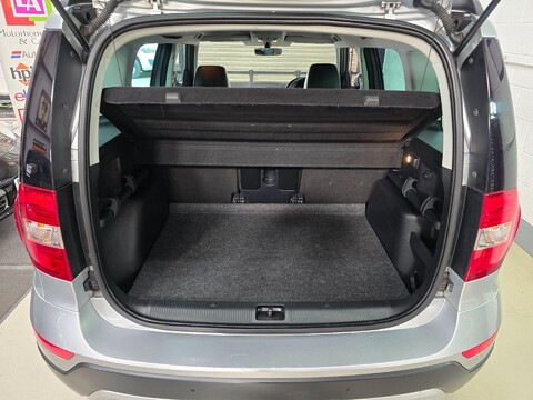 Skoda Yeti SE L DRIVE TDI SCR DSG 36