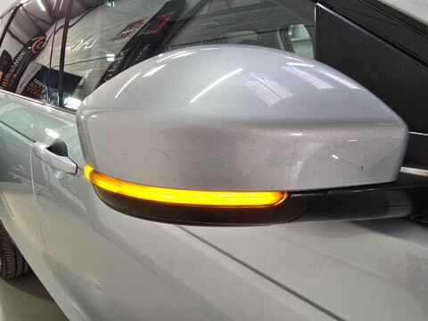 Land Rover Discovery Sport SD4 HSE 51