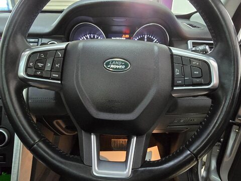 Land Rover Discovery Sport SD4 HSE 33