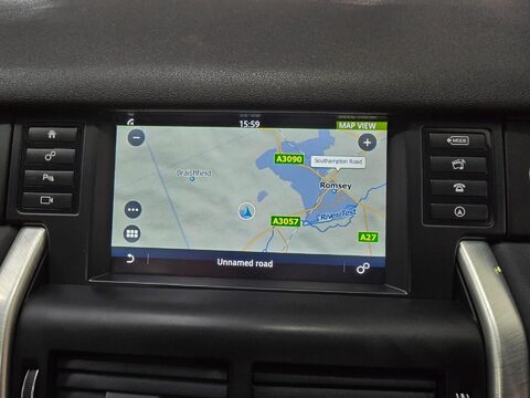 Land Rover Discovery Sport SD4 HSE 27