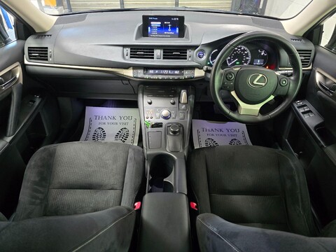 Lexus CT 200H ADVANCE 3