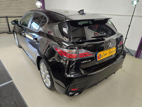 Lexus CT 200H ADVANCE 7