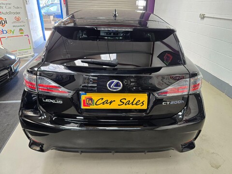 Lexus CT 200H ADVANCE 8