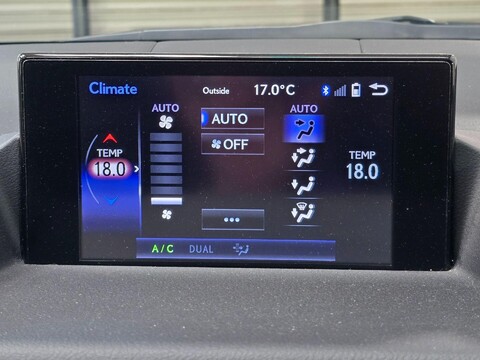 Lexus CT 200H ADVANCE 24