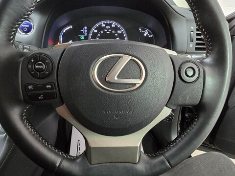 Lexus CT 200H ADVANCE 29
