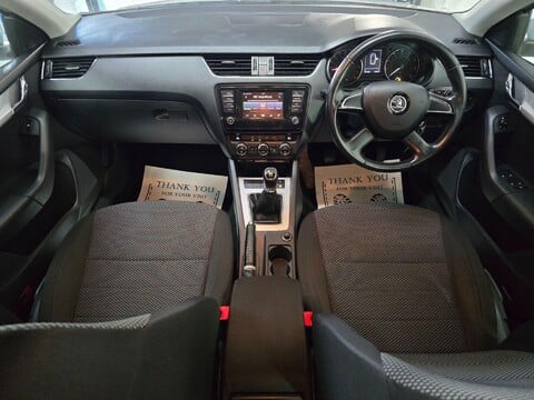 Skoda Octavia BLACK EDITION TDI CR 3