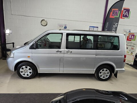 Volkswagen Transporter Shuttle T30 SHUTTLE SE SWB TDI 5