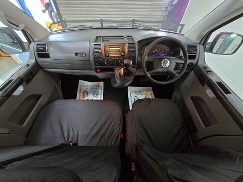 Volkswagen Transporter Shuttle T30 SHUTTLE SE SWB TDI 15