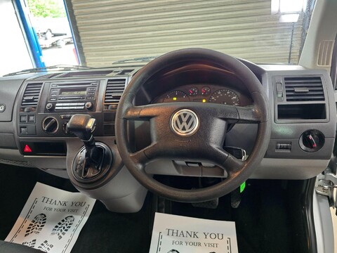 Volkswagen Transporter Shuttle T30 SHUTTLE SE SWB TDI 19