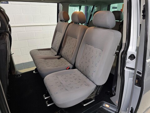 Volkswagen Transporter Shuttle T30 SHUTTLE SE SWB TDI 24