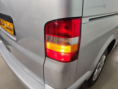 Volkswagen Transporter Shuttle T30 SHUTTLE SE SWB TDI 31