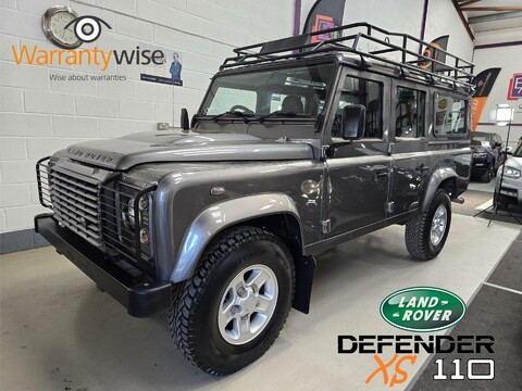 Land Rover Defender 110 XS STATION WAGON 1