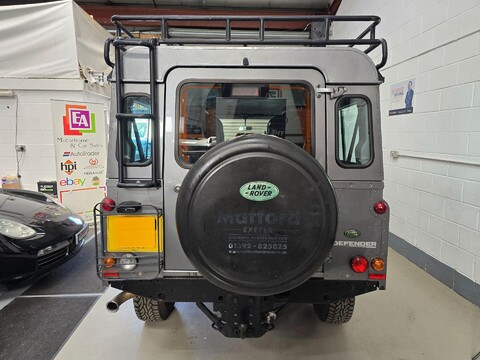 Land Rover Defender 110 XS STATION WAGON 8