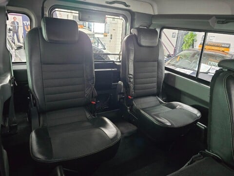 Land Rover Defender 110 XS STATION WAGON 16