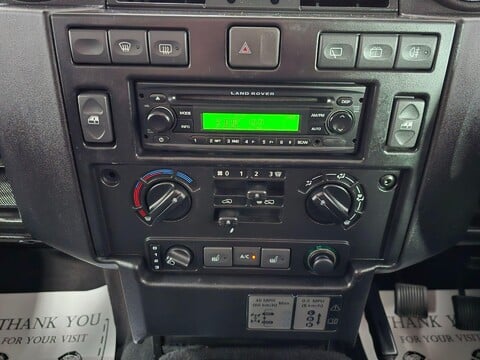 Land Rover Defender 110 XS STATION WAGON 22