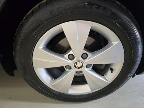 Skoda Octavia 1.6 TDI S Euro 6 (s/s) 5dr 37