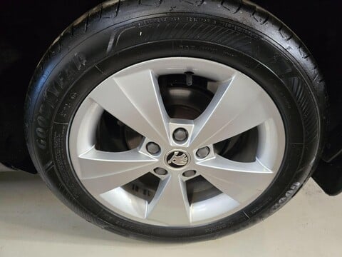 Skoda Octavia 1.6 TDI S Euro 6 (s/s) 5dr 35